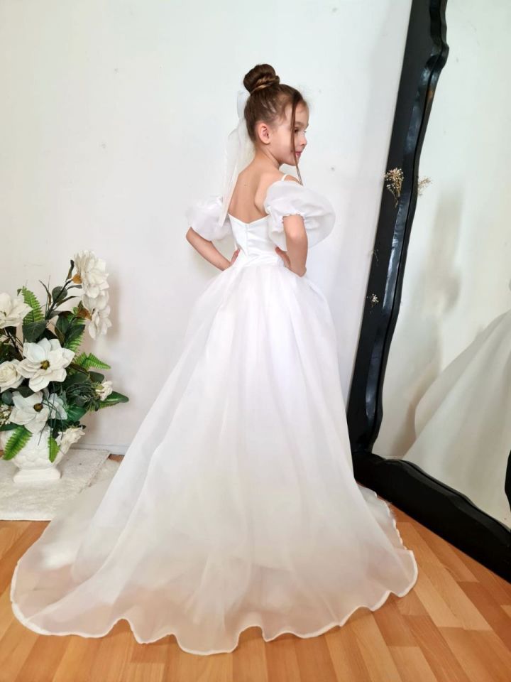 Sare Çocuk Giyim Kız Çocuk Beyaz Balon Kol Detaylı Kuyruklu Prenses Abiye