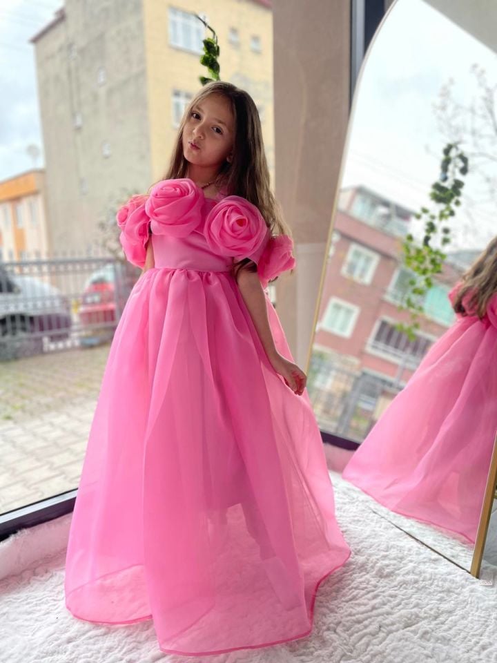3 Boyut Gül Detaylı Barbie Pembe Uzun Çocuk Abiye Elbise