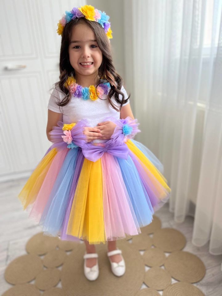 Çiçekli Kız Çocuk Unicorn Doğum Günü Kostüm Konsepti, Bilekik, Taç, Tişört, Etek 5 Parça Tütü Set
