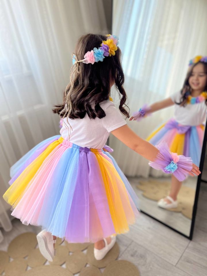 Çiçekli Kız Çocuk Unicorn Doğum Günü Kostüm Konsepti, Bilekik, Taç, Tişört, Etek 5 Parça Tütü Set
