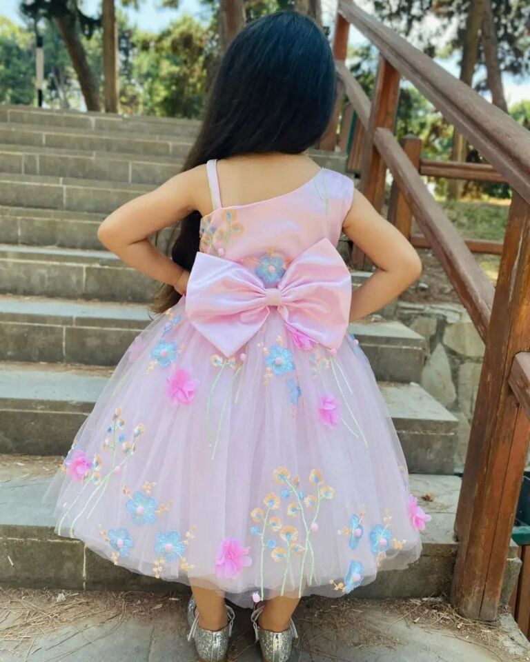 Kız Çocuk Elbise Prenses Model Çiçek Figürlü Yarım Kol Çok Katlı Tütü Çocuk Abiye Elbise