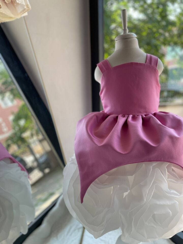 Pembe Beyaz Eteği Çiçek Motifli Kız Çocuk Davet Elbisesi, Kız Çocuk Abiye
