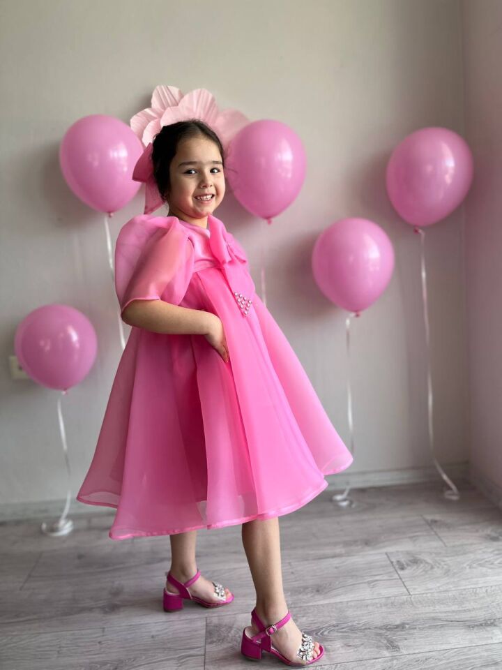 Prenses Şeker Pembe Kız Çocuk Dans Elbisesi, Fiyonk Yaka Merasim Abiye Elbisesi + Toka