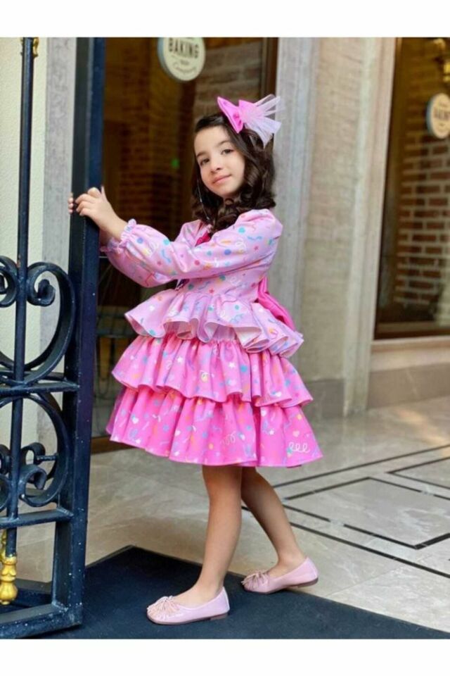 Pembe Kat Etek Modelli Uzun Kol Karakter Detaylı Toka Hediyeli Kız Çocuk Doğum Günü Elbisesi