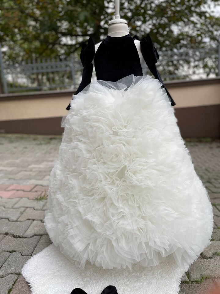 Kız Çocuk  Tarlatanlı Kabarık Tütü İşlemeli Elbise+ Eldiven+ Toka