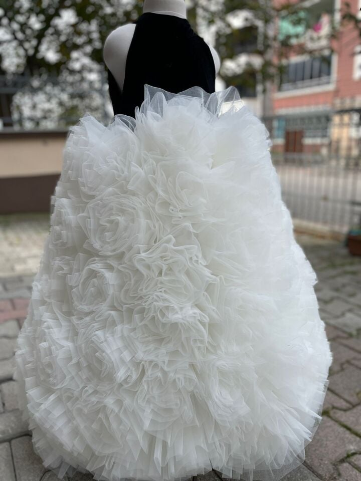 Kız Çocuk  Tarlatanlı Kabarık Tütü İşlemeli Elbise+ Eldiven+ Toka