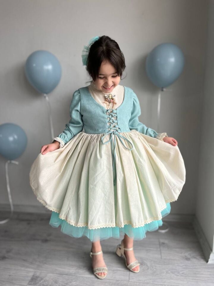 Kız Çocuk Premium Deluxe Su Yeşili Bağcıklı Yelek Detaylı Özel Gün Cosplay Elbisesi + Toka
